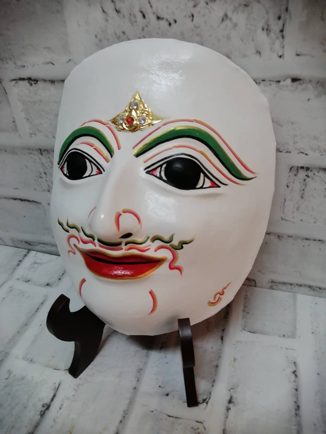 หน้ากาก พระอิศวร ใส่ตาแก้ว