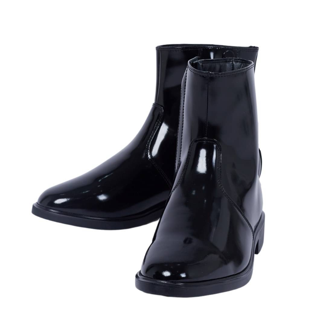 New. ♦ ♦ Half 7 " Patent Smooth ♦ ♦ สัมผัสความนุ่มนวลในทุกการเคลื่อนไหว " ด้วยนวัตกรรมที่ล้ำสมัย นำเทรนด์สไตส์ Bogie.1 Tactical >>>> รองเท้าฮาฟหนังพรีเมี่ยม (Cowhide Leather : PREMIUM) - หนังแท้ เงาแวววาว