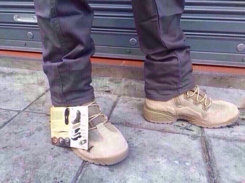 New.รองเท้า Magnum TACTICAL BOOT ข้อสั้น หนังแท้ และผ้าคอดูร่า (CORDURA) ใส่สบาย ซิปข้าง ระบายอากาศดี ไม่อับ สีดำ. สีทราย ราคาพิเศษ