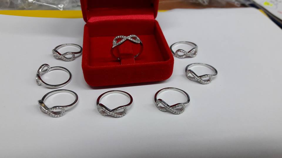 อินฟินิที