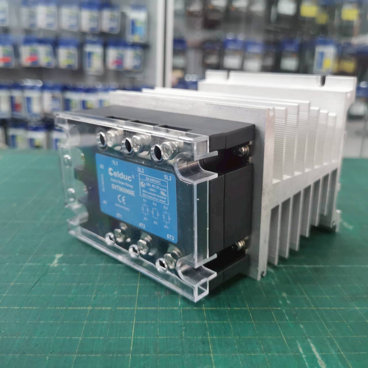 โซลิดสเตต พร้อมฮีทซิงค์ CELDUC SVT965960E Heat shrink อลูมิเนียมระบายความร้อน