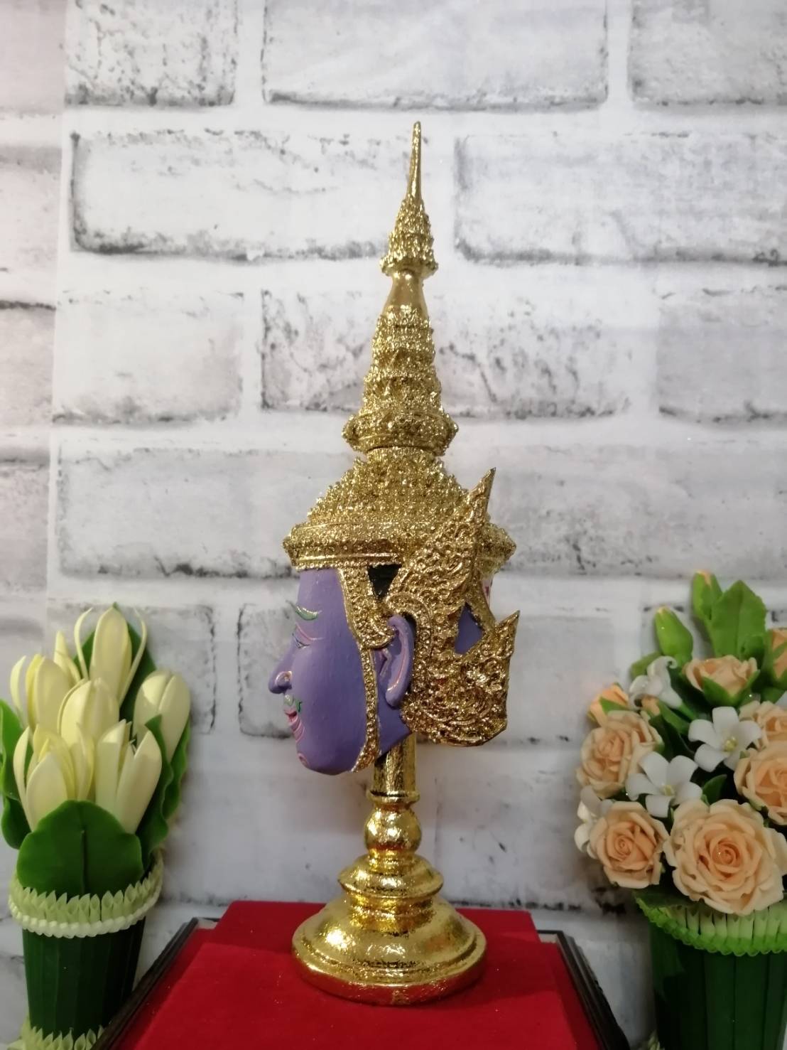 พระนารายณ์ ขนาดกลาง เรซิ่นปิดทอง พร้อมฐานปิดทอง