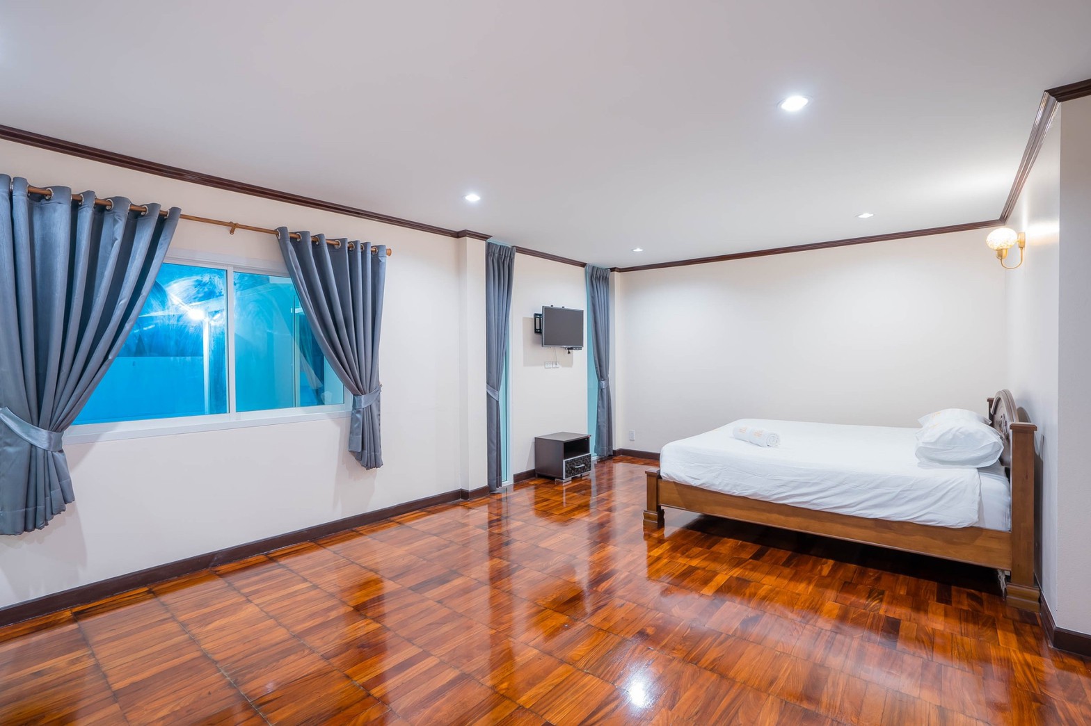 HR15067 บ้านพักใกล้ทะเลชะอำ The Great Beach Pool Villa Cha Am