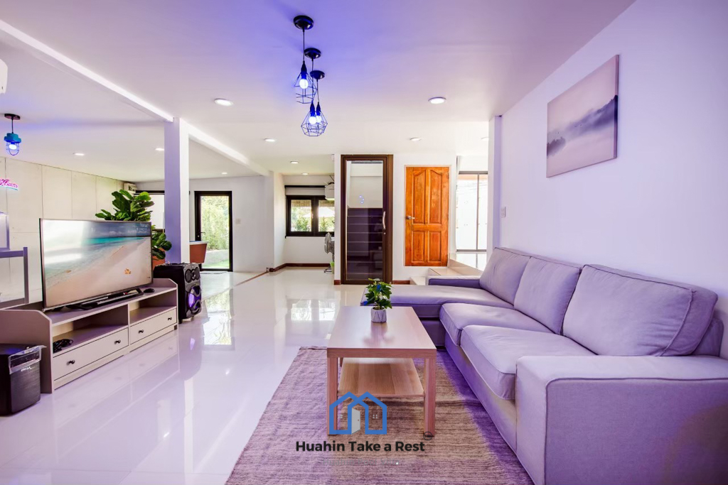 HR15041 บ้านพักหัวหิน บ้าน Miami Beach Villa