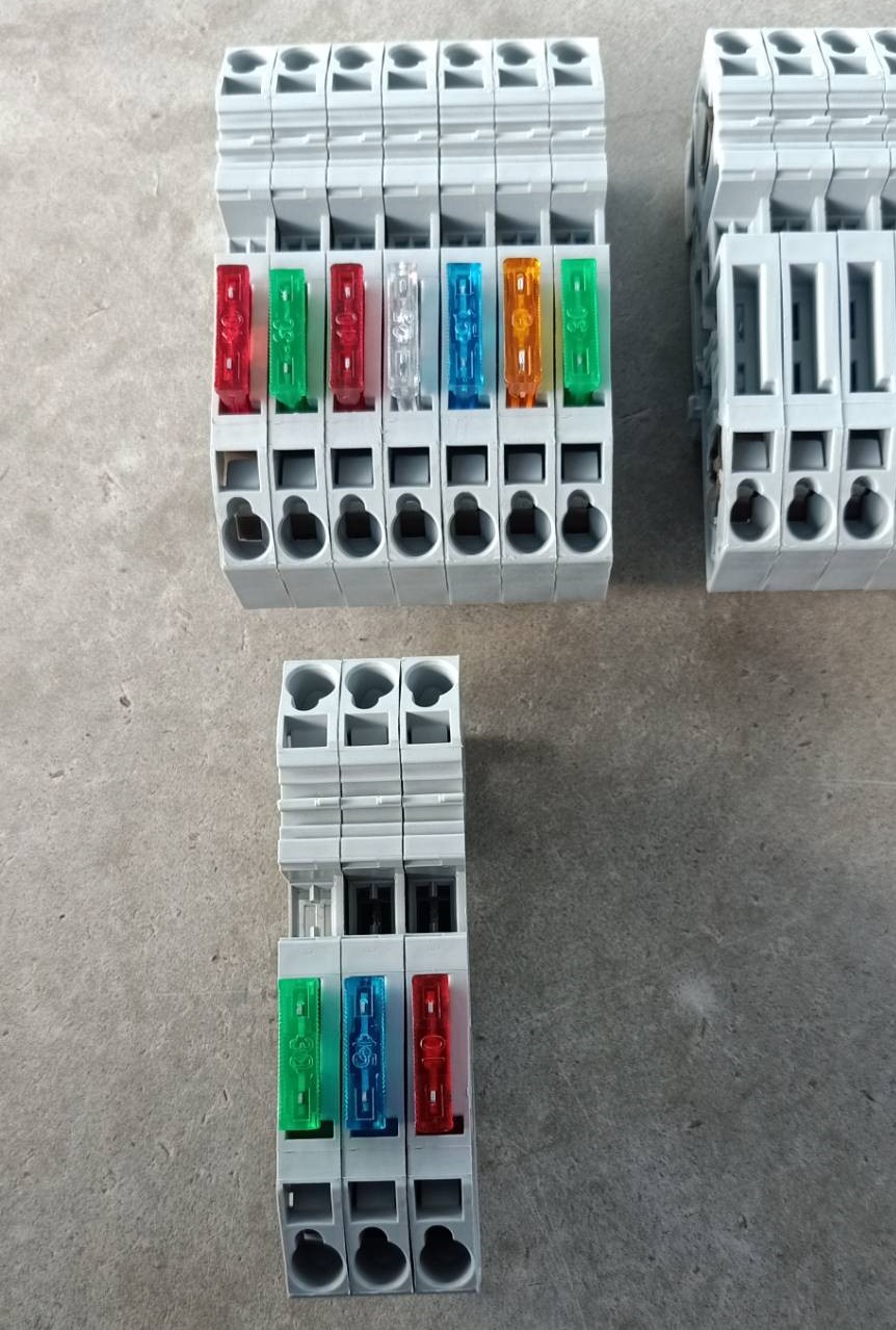 TERMINAL FUSE WAGO เทอร์มินอลฟิวส์ แบบใช้ฟิวส์รถยนต์ (แบบใหญ่) 282-696