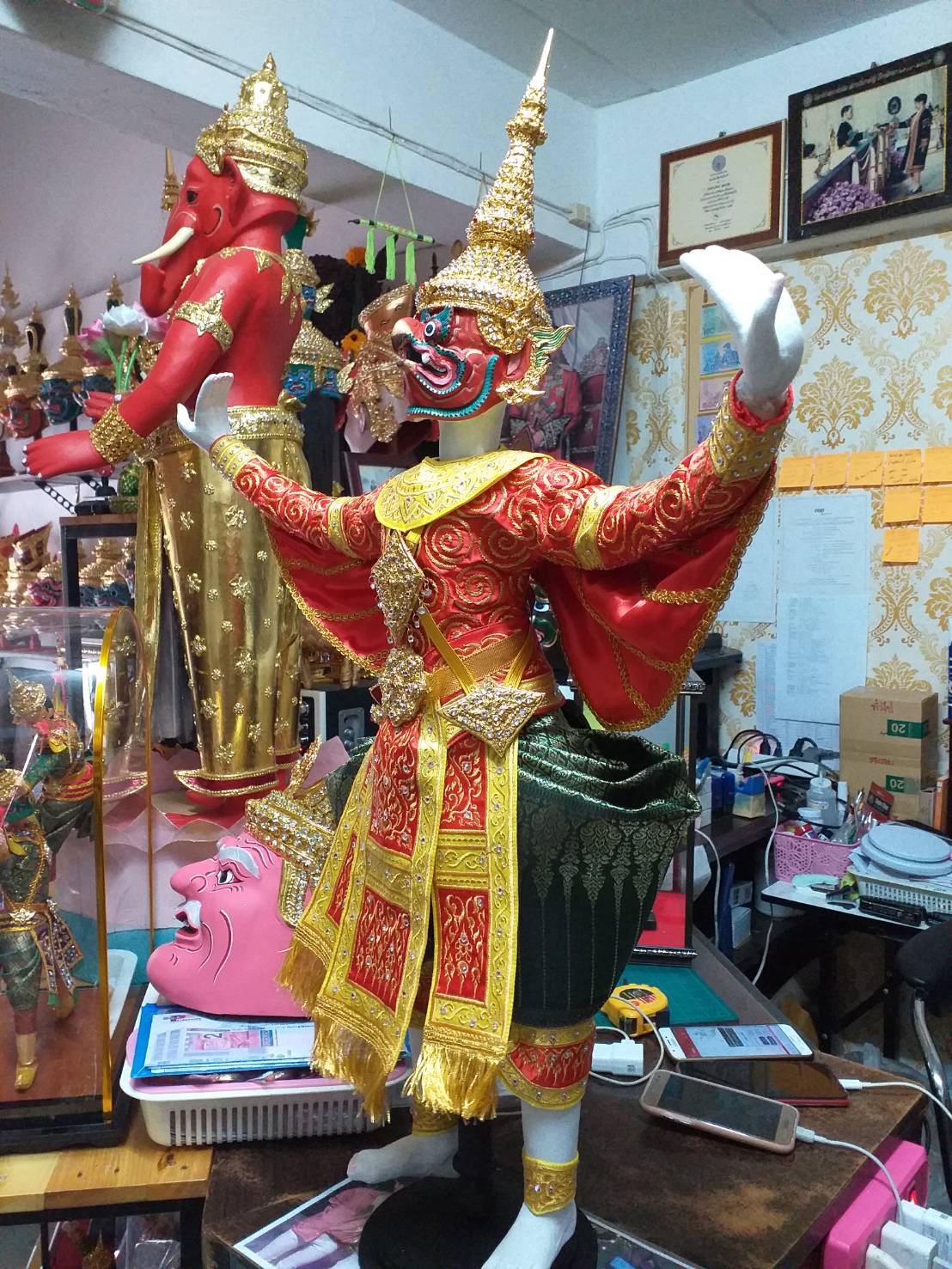 หุ่นละครเล็ก พญาครุฑ ขนาด 70 ซม. สำหรับโชว์ (เชิดไมไ่ด้)