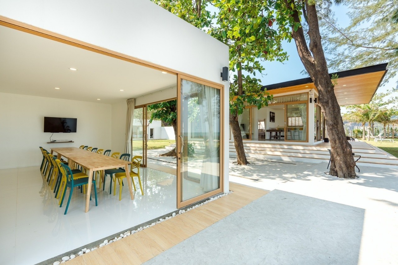 HR15080 The Bristol Beach Huahin Pool villa