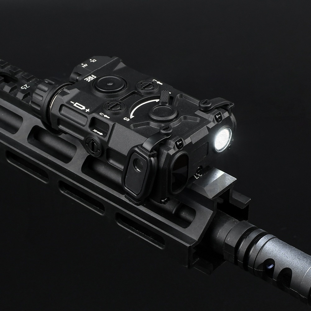 New. Eotech OGL ไฟฉาย+เลเซอร์+IR บอดี้ไนลอน - WADSN งาน Real Grade Scale 1:1 ทำเหมือนทุกฟังก์ชั่น วัสดุโครงสร้าง ไนลอนโพลีเมอร์ เนื้อเหนียว แข็งแรง ขนาด : 54x98mm น้ำหนัก : 155 กรัม ไฟฉายและเลเซอร์ชี้เป้าที่สามารถใช้งานได้จริง มีโหมด IR อินฟราเรด สำหรับใช
