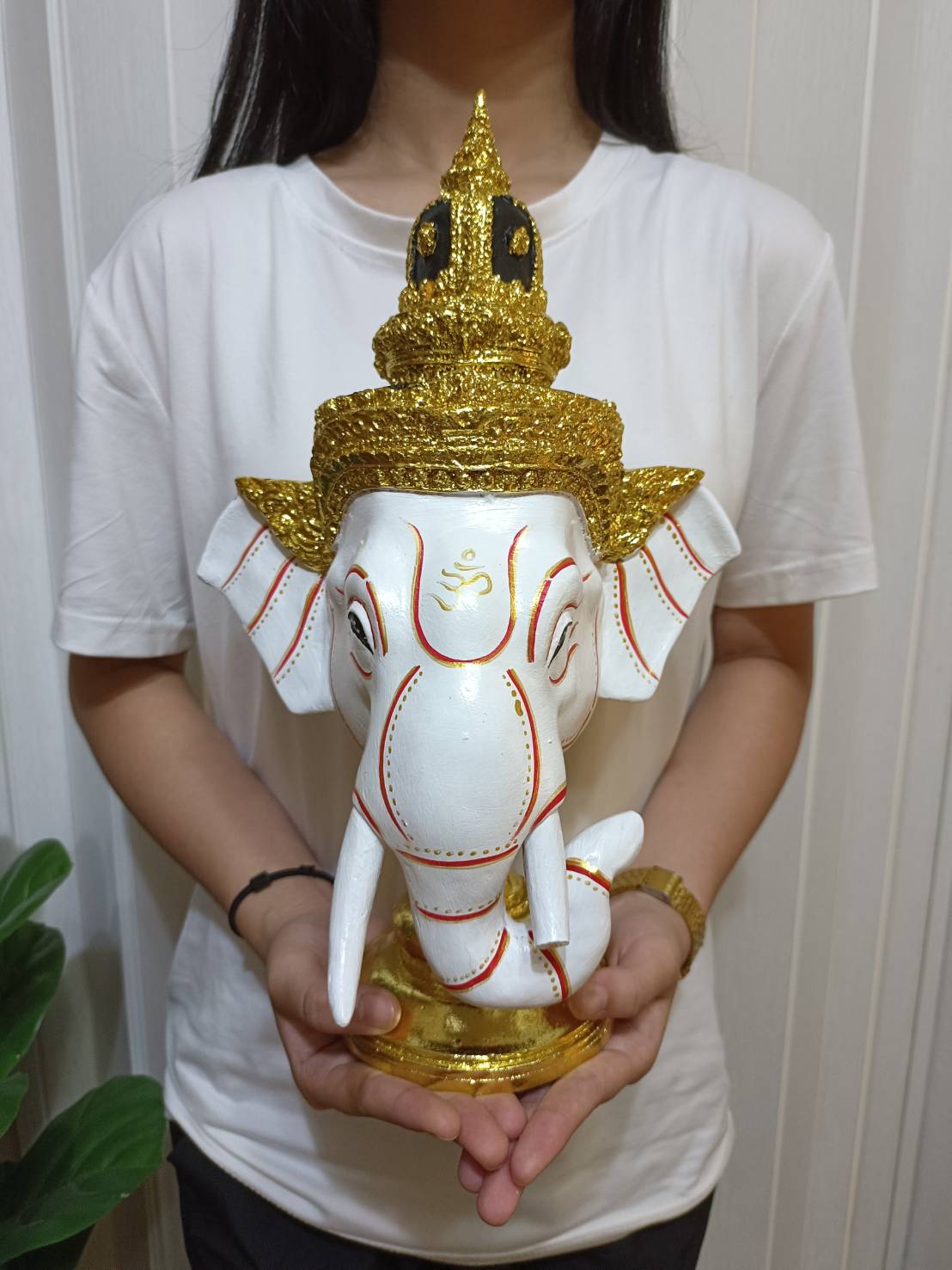 เศียรครู พระพิฆเนศ ขนาดผลส้มโอ (สีขาว) พร้อมฐานปิดทอง