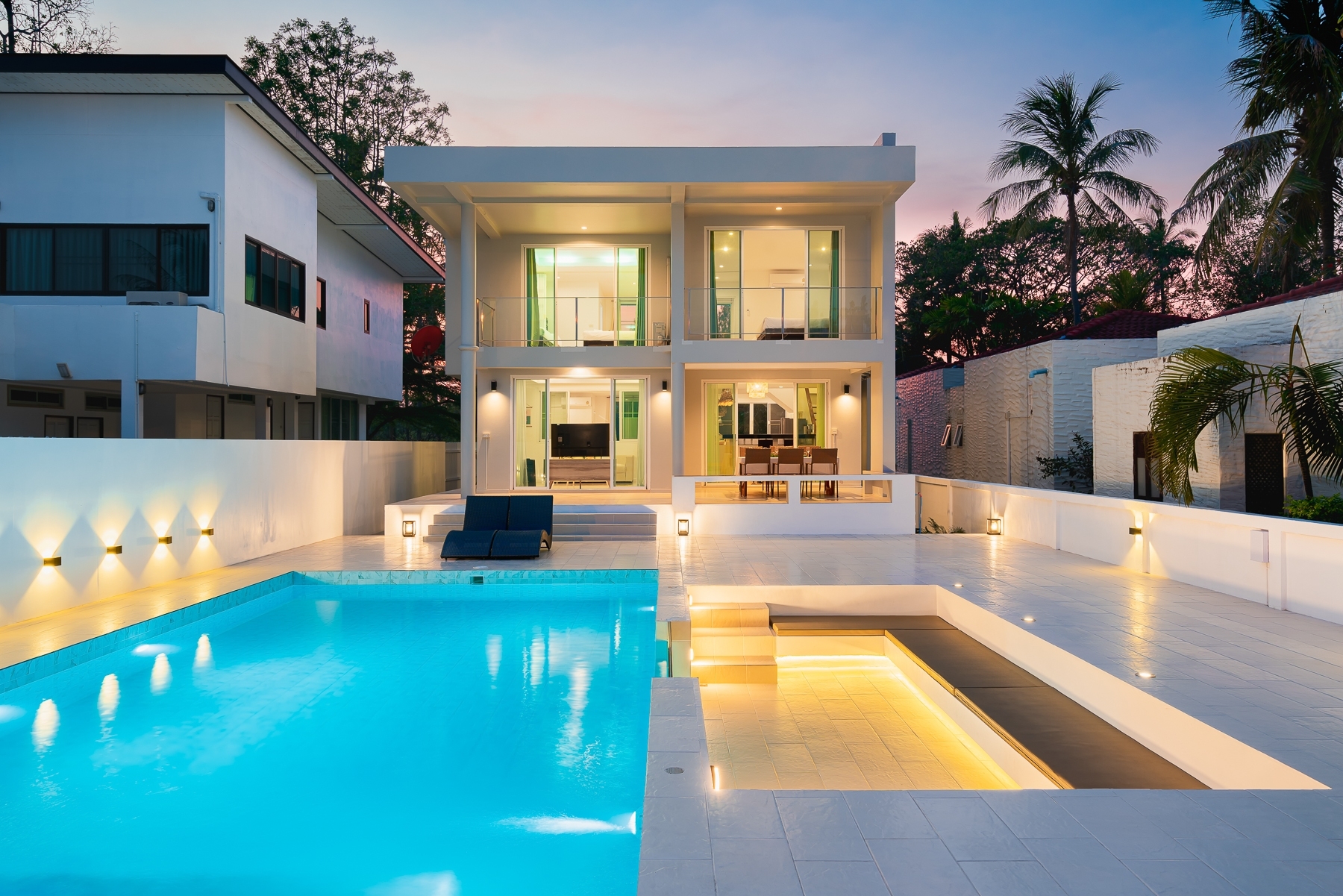 HR15070 บ้านพักติดทะเล The Gina Beach Villa Pranburi