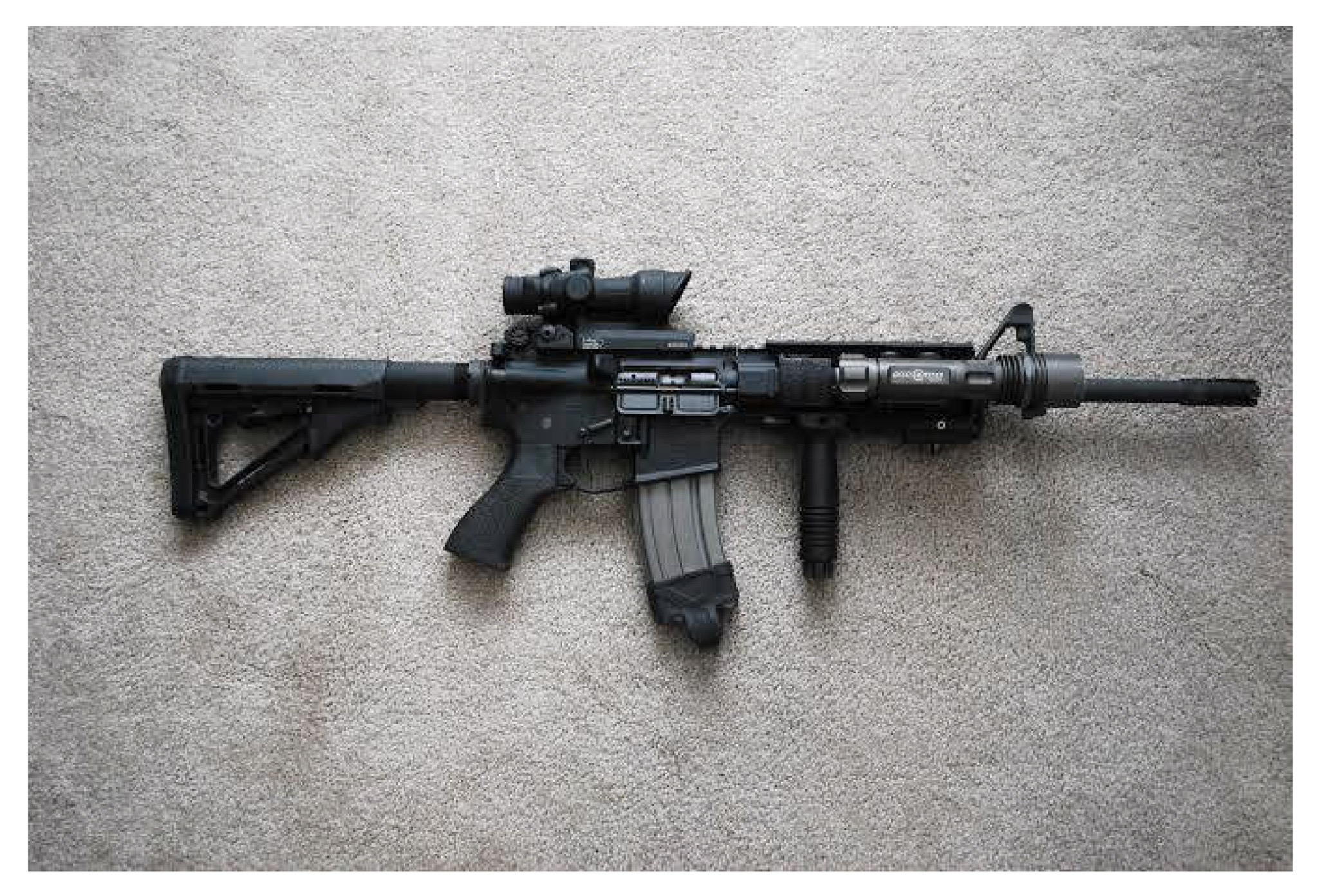 New.ดอท ACOG 1*32 ( ACOG 1*32 Red Dot ) ◾เฟรมผลิตจากอลูมิเนียมแข็งแรง ◾ดอทเล็ง ปรับได้ 2 สี แดง / เขียว ◾ปรับความเข้มดอทได้หลายระดับ ◾ปรับตำแหน่งดอท สูงต่ำ/ซ้ายขวา ได้ ◾ใช้ถ่าน LR936 * 3 ก้อน ◾ขาจับรางขนาด 20 mm. ◾ขนาด 7.5 * 15.5 cm.