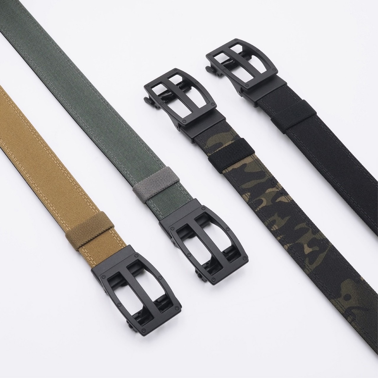 New.เข็มขัด BT Tactical Belt #C6 🍁 หัวเข็มขัดผลิตจากโลหะ Alloy คุณภาพสูง 🍁 ปลดล็อคง่าย ด้วยกลไกปุ่มขนาดเล็ก เลื่อนปรับกระชับ 🍁 สายเข็มขัดผลิตจาก Nylon ดีไซน์เสริมด้วยระบบเฟือง Rack Gears ต้านแรงดึง 🍁 สายมีความแข็ง รองรับอุป