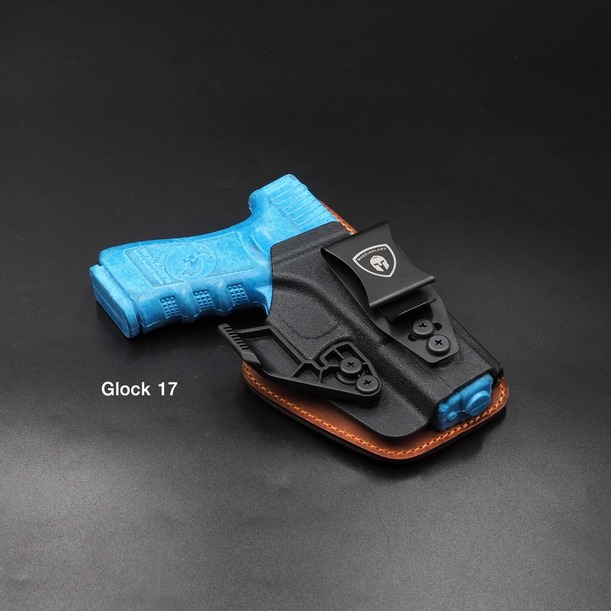 New. ซองพกใน Kydex + หนัง G19/G17 WARRIORLAND IWB Kydex & Leather Holster ♦ ผลิตจาก kydex เกรดคุณภาพ ♦ ออกแบบซองให้คลุมโกร่งไกทั้งหมด ใช้งานปลอดภัย ♦ ด้านหลังมีแผ่น Foam รองรับ ใช้งานได้ตลอดทั้งวัน ♦ ภายในบุด้วยแผ่นหนัง ลดการเส