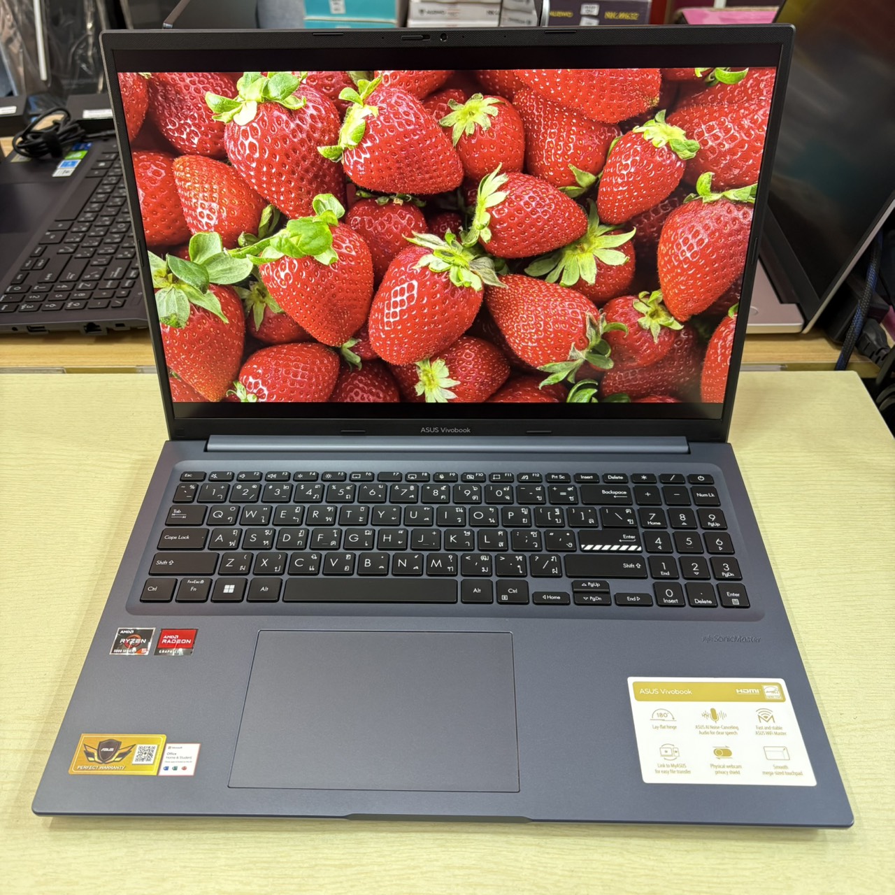 ASUS VIVOBOOK 16 D1603QA – MB501WS สภาพเครื่อง 88%