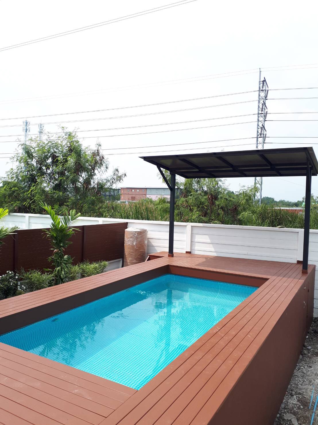 Intex สระน้ำ Ultra Frame Rectangular Pool ขนาด 24 ฟุต รุ่น 28366