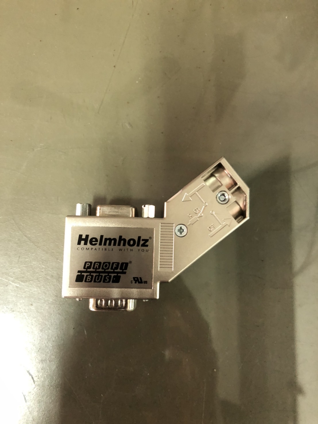 ProfiBUS Connector HELMHOLZ คอนเนคเตอร์ 700-972-7BB51