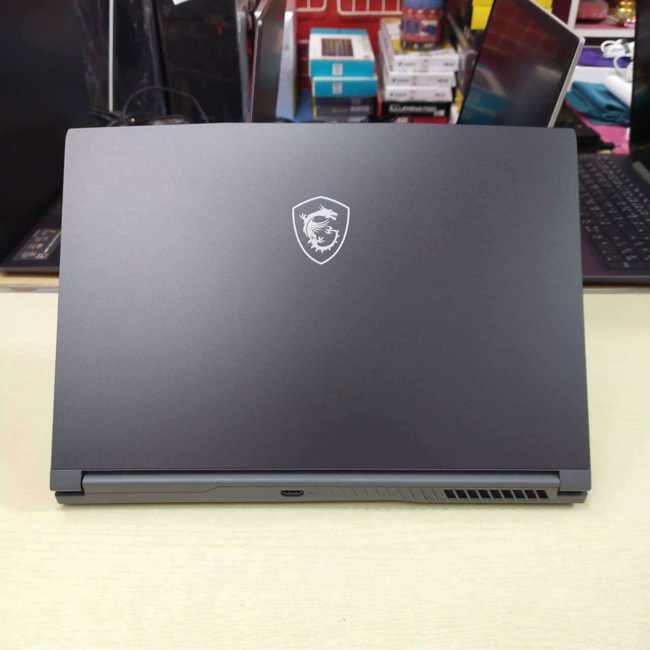 MSI THIN 15 B12UC-1887TH สภาพเครื่อง 95% (ประกันศูนย์ 30/03/2027)