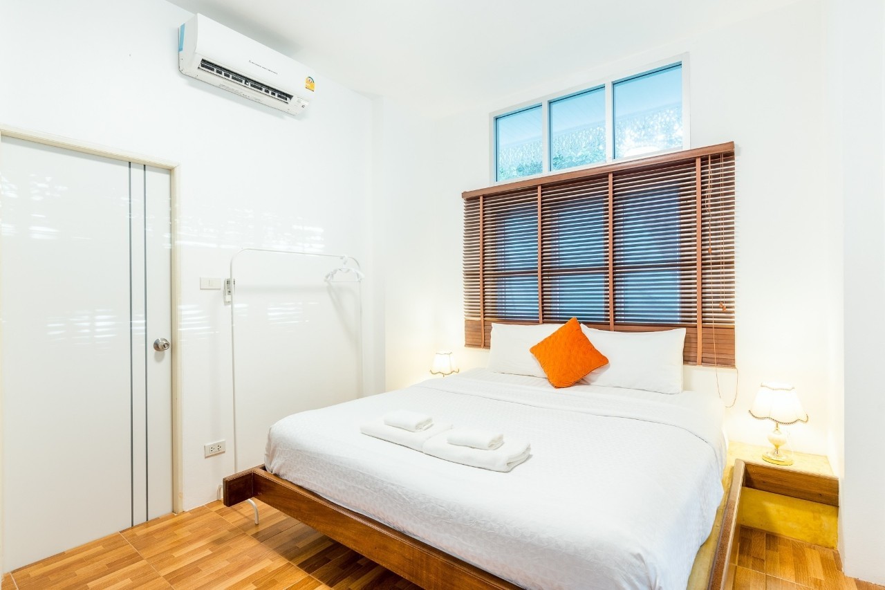 HR15076 บ้านพักติดทะเลหัวหิน The Luxe Beach Villa