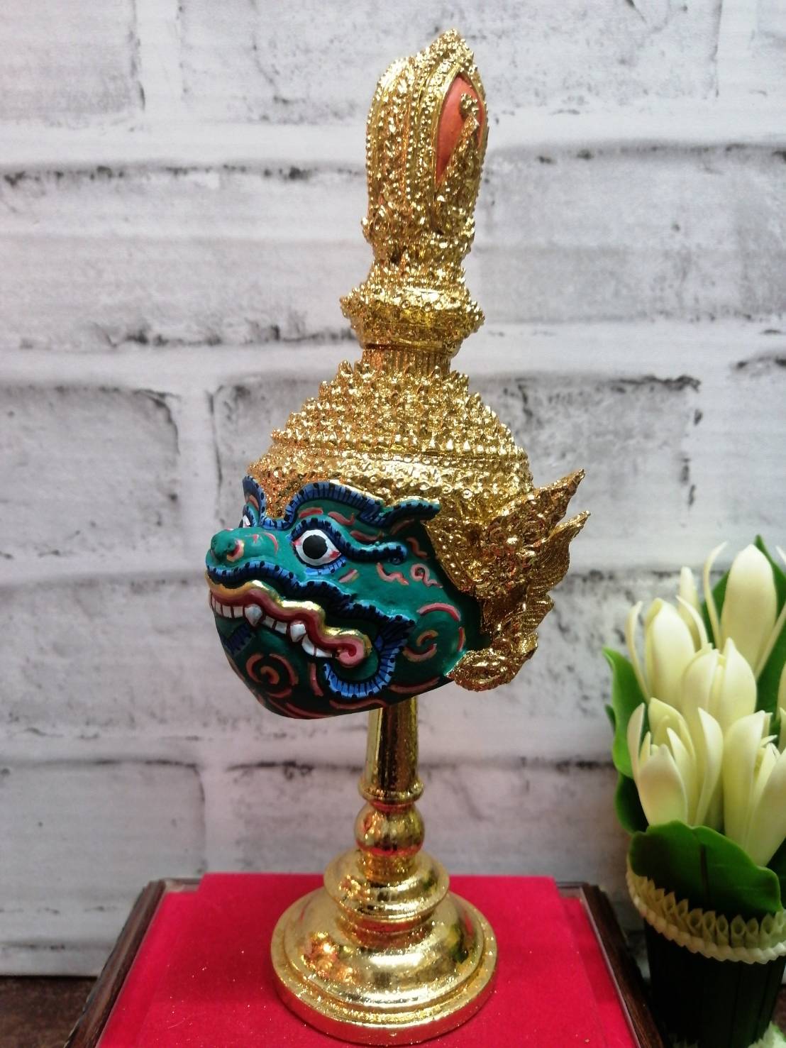 องคต ขนาดกลาง งานละเอียด เรซิ่นทองเค พร้อมฐานปิดทอง