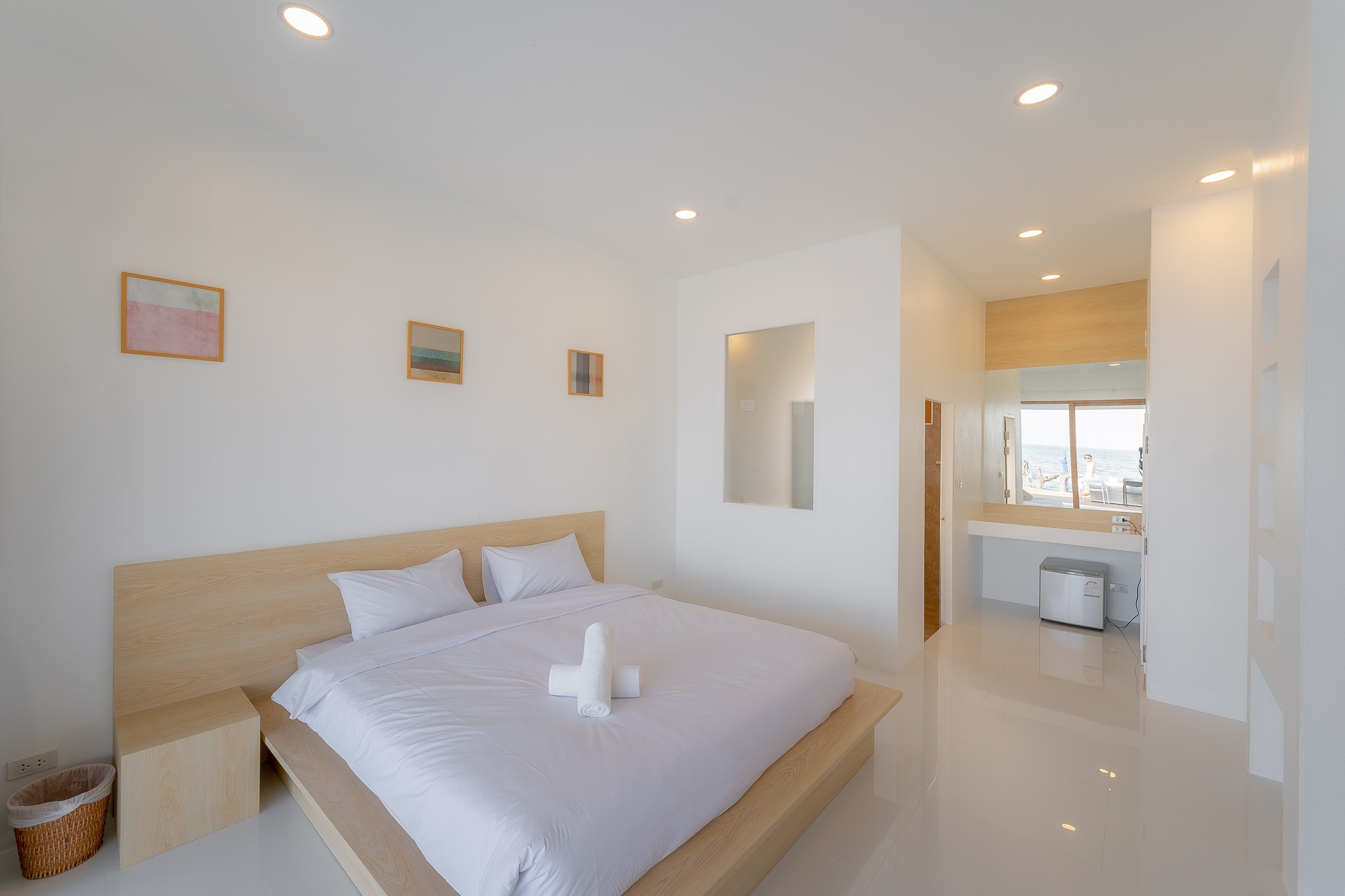 HR15057 บ้านพักติดทะเล The Rocca Beach Villa Pranburi