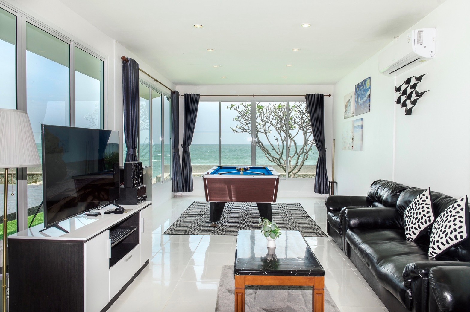 HR15028 บ้านพักหัวหิน บ้านเดอะคลาส บีช วิลล่า