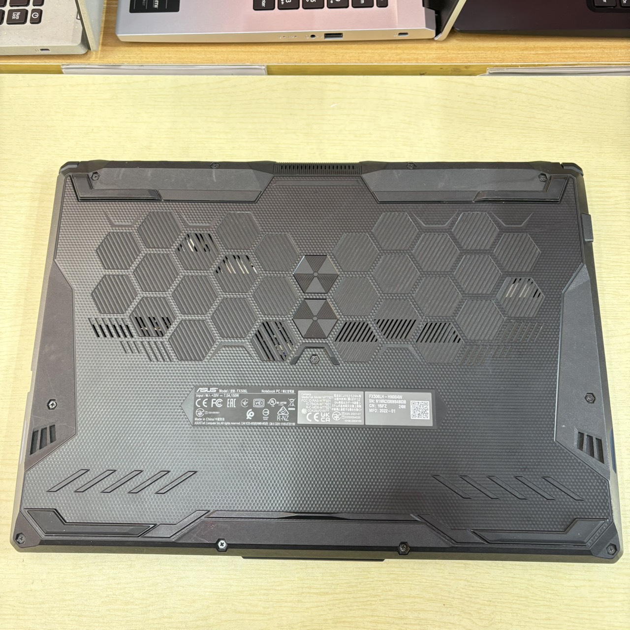 ASUS TUF GAMING F15 FX506LH-HN004W สภาพเครื่อง 80%