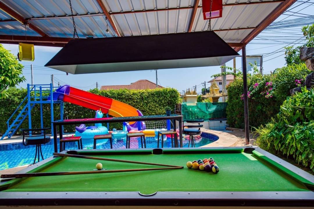 HR 4012 บ้านซันนี่ ปาร์ตี้คาราโอเกะ ไฟเธค