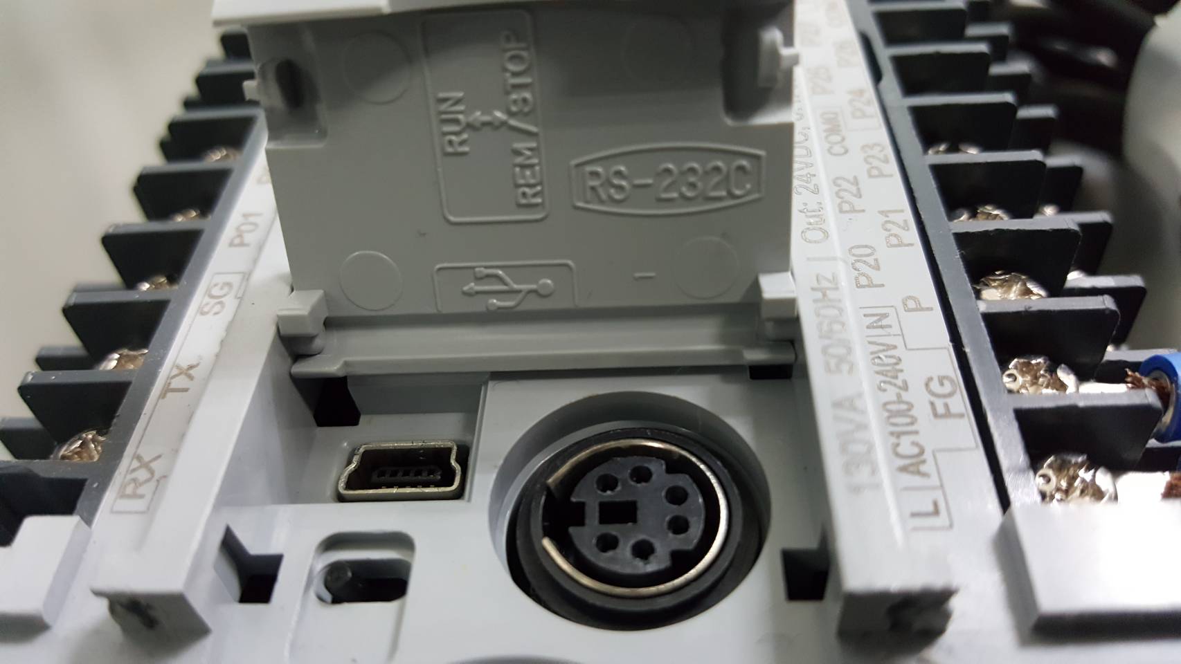 สายดาวน์โหลด PLC LG Download cable - USB-LG-XGB FTDI