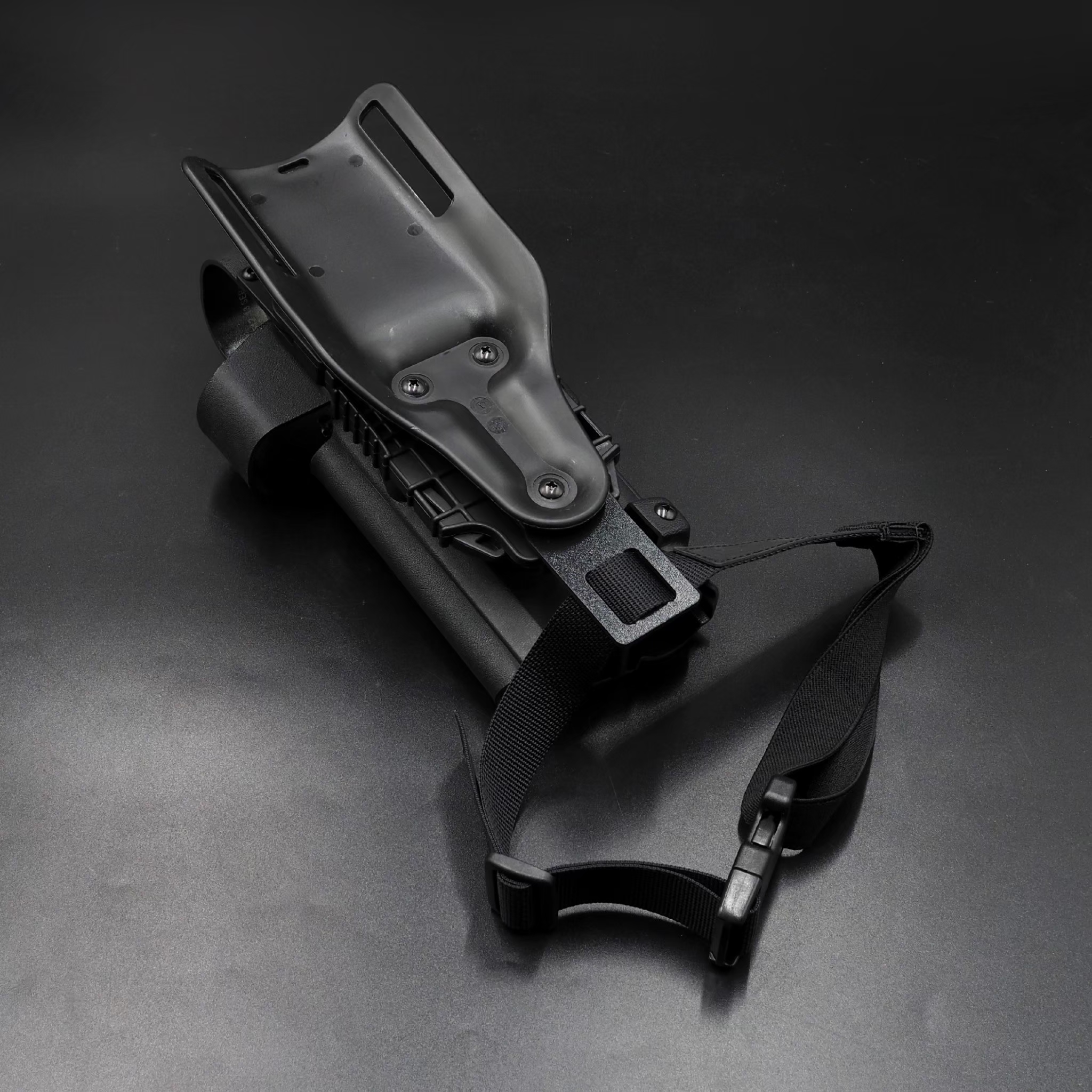 New. FogGear Universal Surefire X300 Kydex Holster 🌀 ซองผลิตจาก Kydex เกรดคุณภาพ 🌀 ซองปลดล็อคนิ้วโป้ง ใช้งานง่าย 🌀 ซองใช้ได้หลากหลายรุ่นเฉพาะที่มีรางจับไฟฉายได้เท่านั้น เช่น G17/G19/G34/SIGP320/Colt1911(ราง)/HKvp9/S&W M&P9/Beretta9