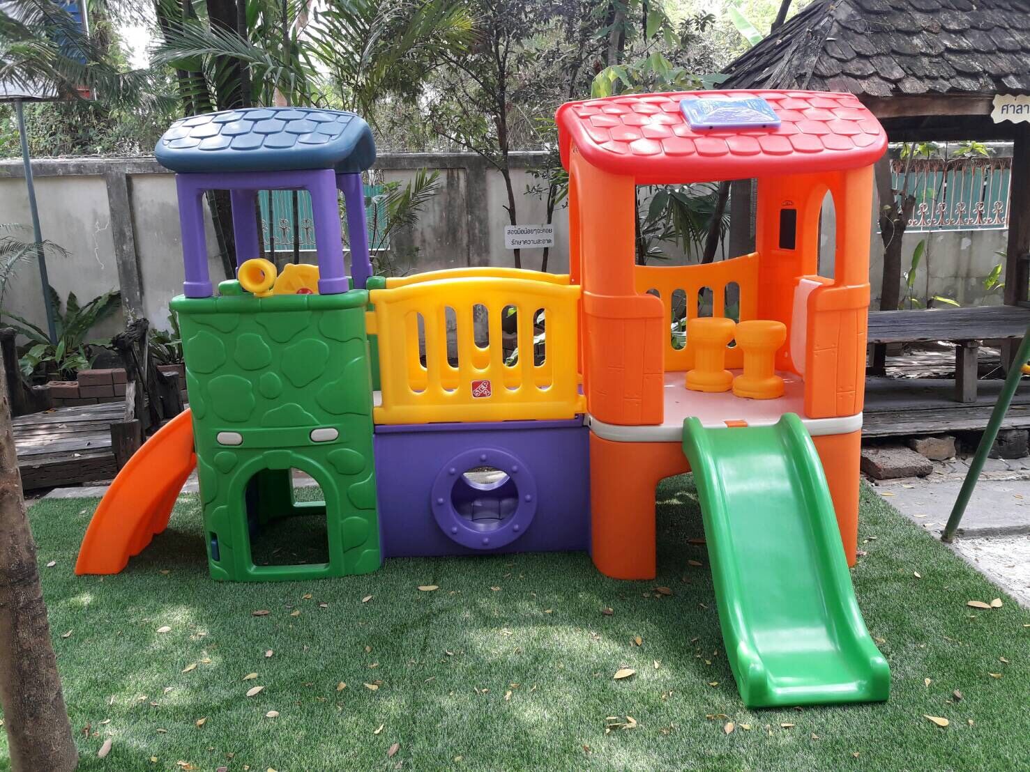 บ้านน้อย 2 ชั้น ยี่ห้อ STEP 2 USA