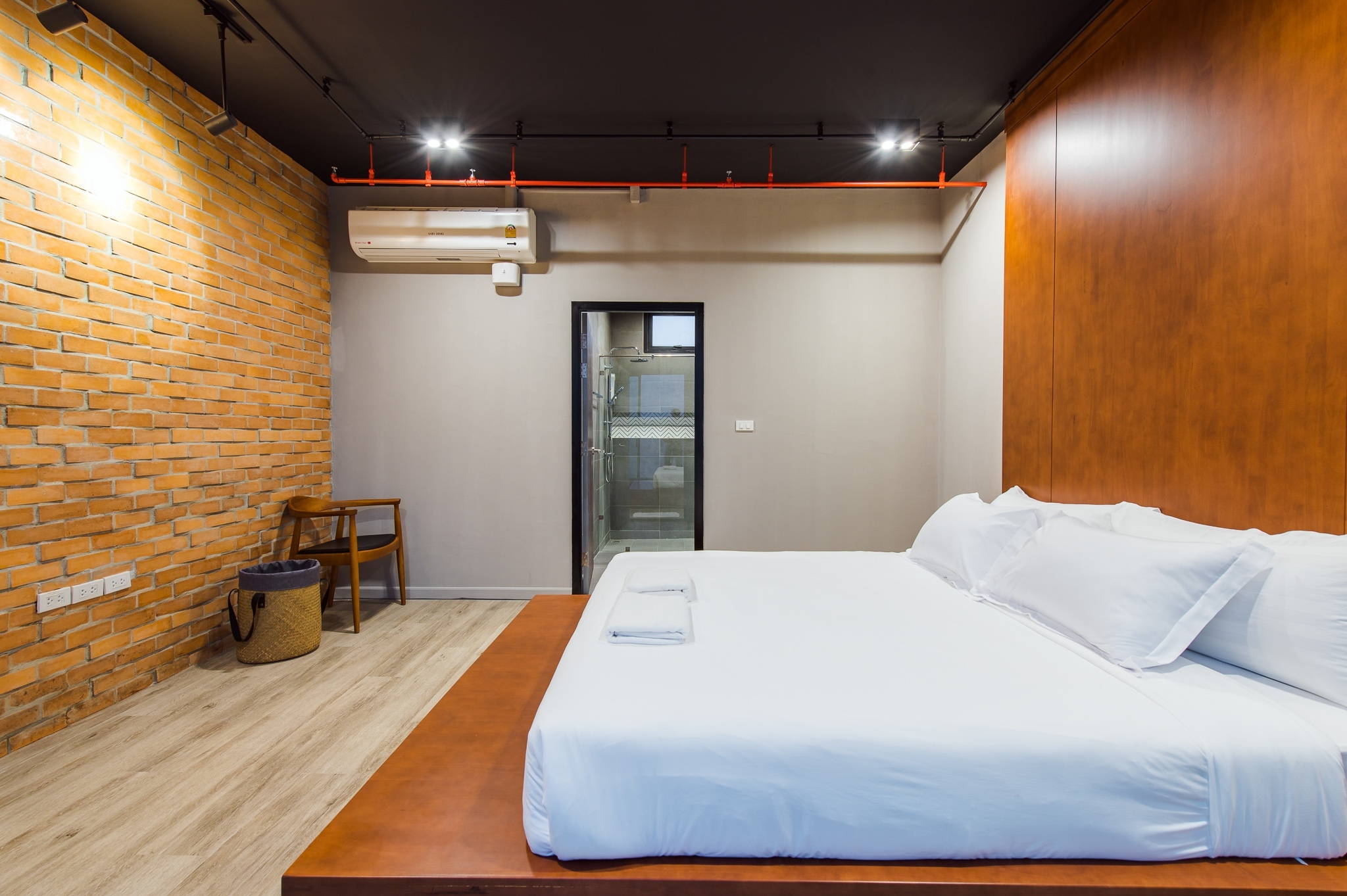 HR4042 บ้านพักหัวหิน บ้านโมเดิร์น สเปซ V.4