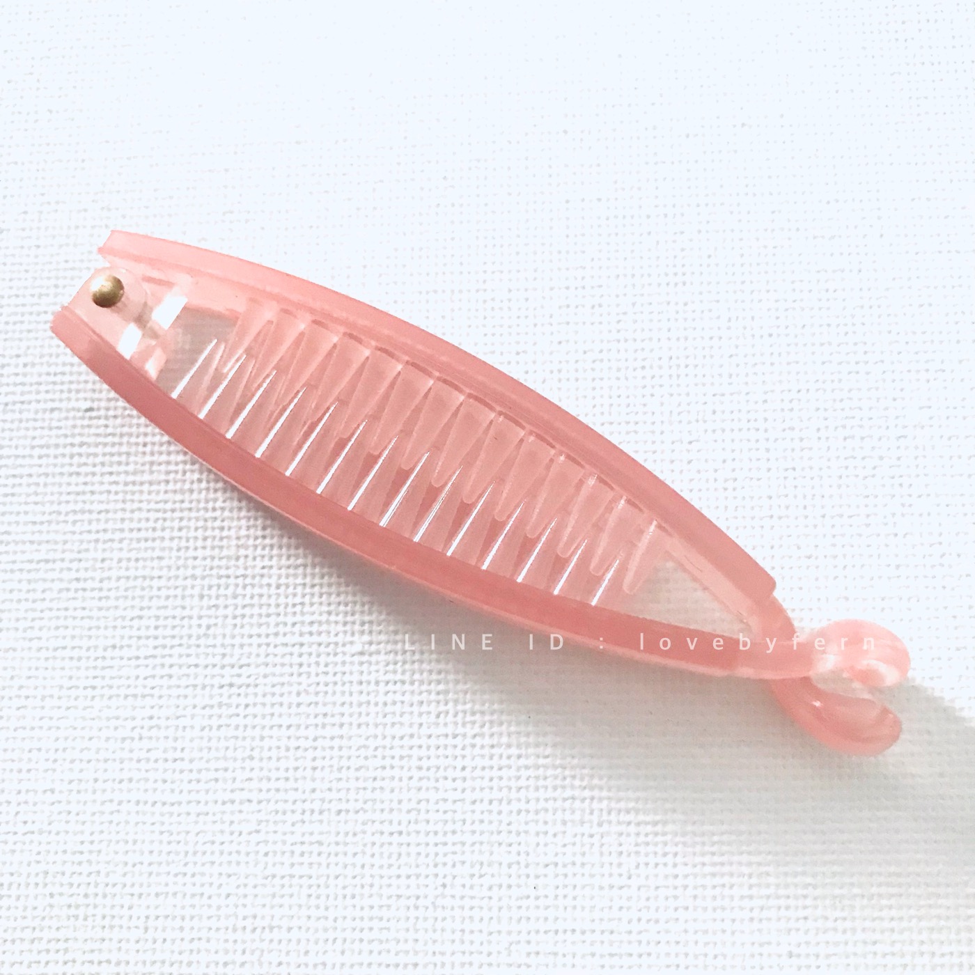 กิ๊บกล้วยเกาหลี สีเจลลี่ชมพู ทรงตรงคลาสสิค ขนาด 8 x 1 cm สวยน่ารัก สีหวาน มินิมอล สำหรับผมน้อย-ปกติ ติดแน่น ไม่บาดผม #MadeinKorea #lovebyfern