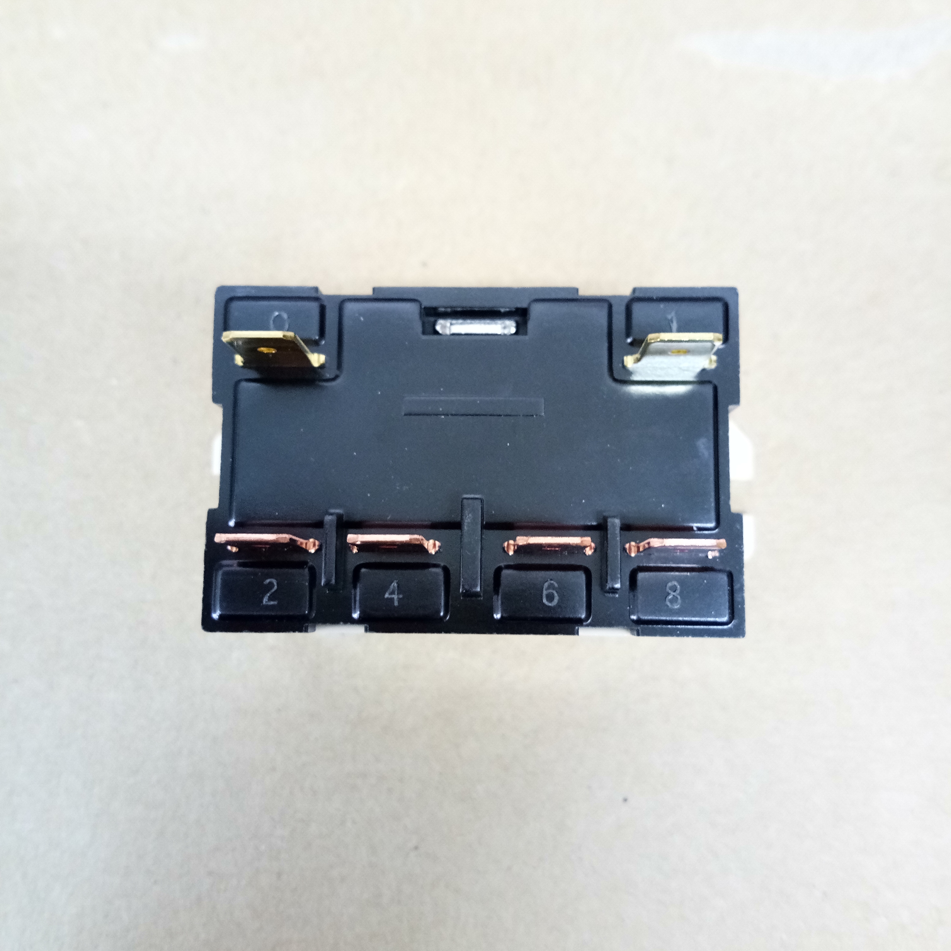 RELAY OMRON G7L-2A-TUB พาวเวอร์รีเลย์ 220VAC