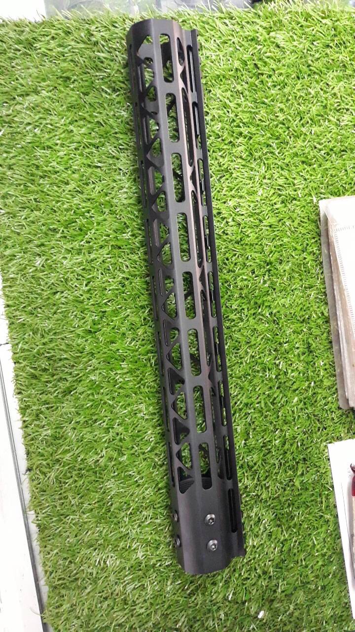 New.อุปกรณ์แต่งปืน M4 CMMG.22 ราคาพิเศษ