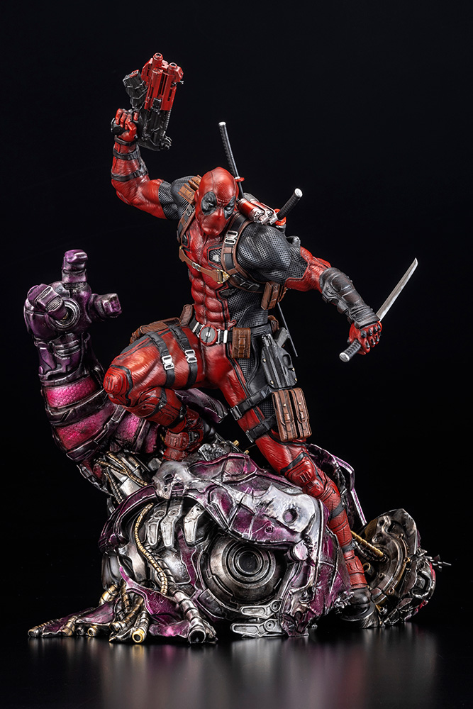 เปิดจอง : DEADPOOL FINE ART STATUE SIGNATURE SERIES -Featuring the Kucharek Brothers-