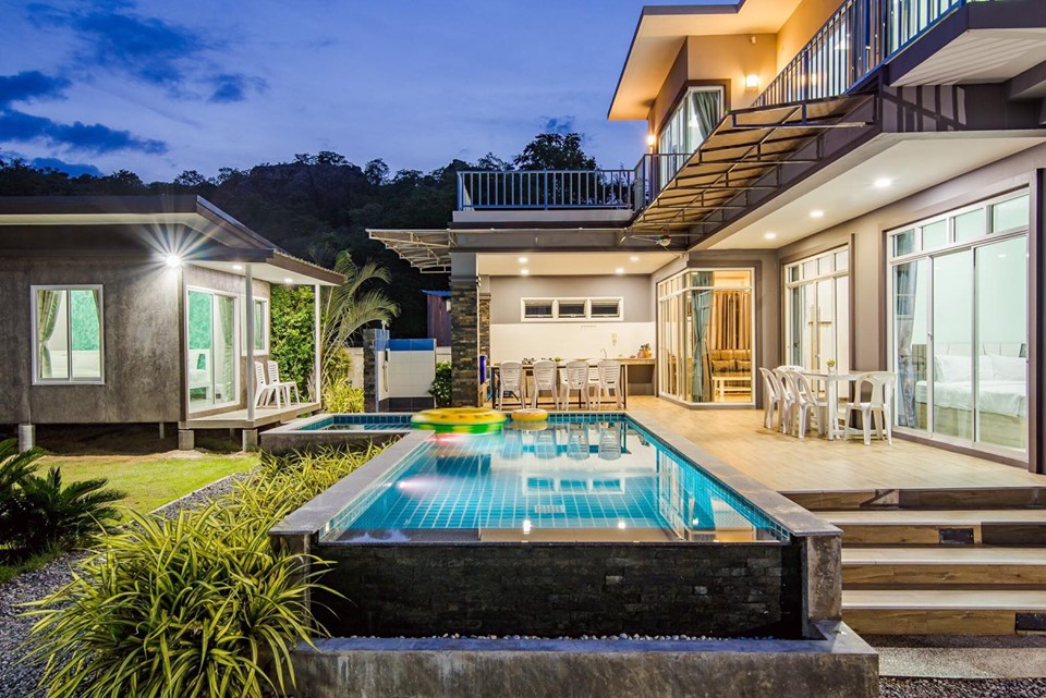 HR 5005 บ้านภูผา คาราโอเกะ โต๊ะพูล