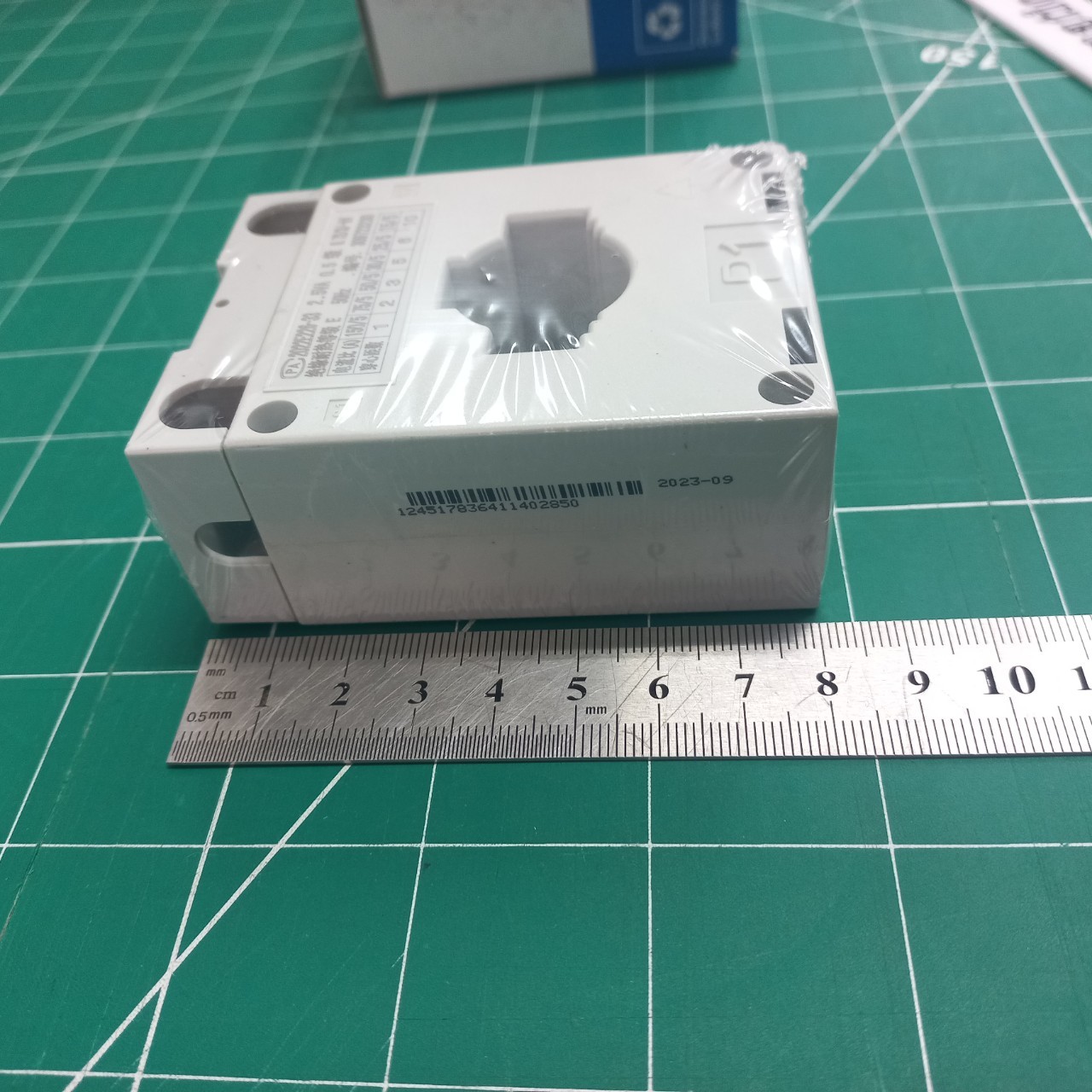 หม้อแปลงกระแสไฟฟ้า CT 150/5A CHINT BH-0.66 30I Class 0.5 Current Transformer