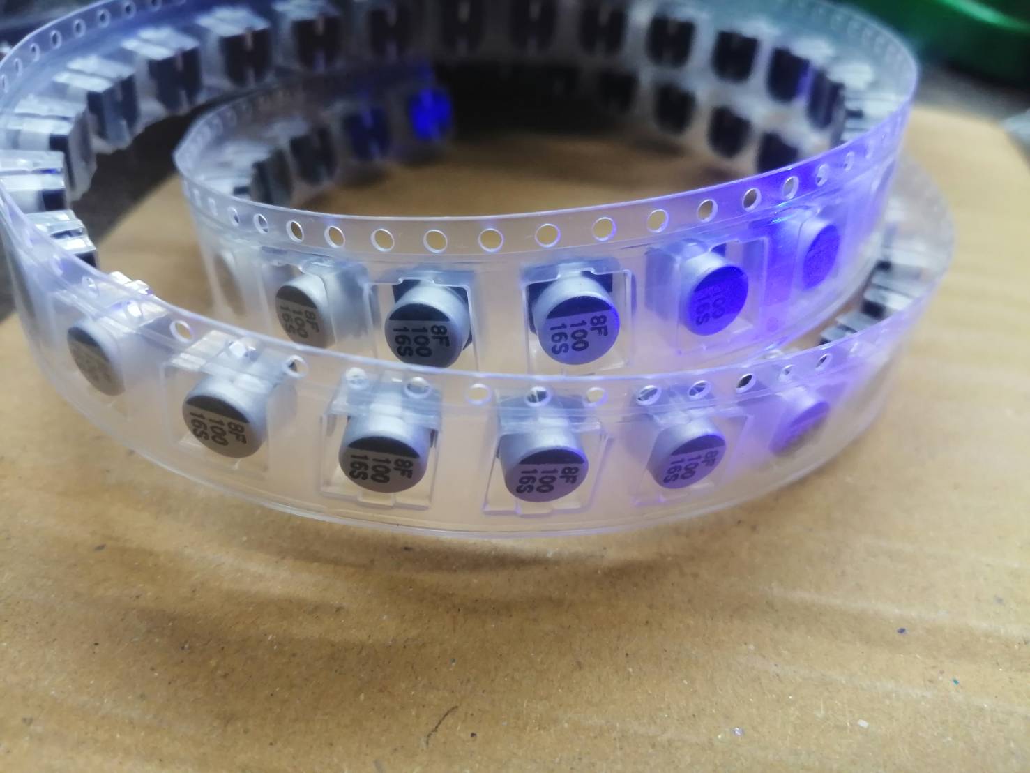 100UF/16V SMD