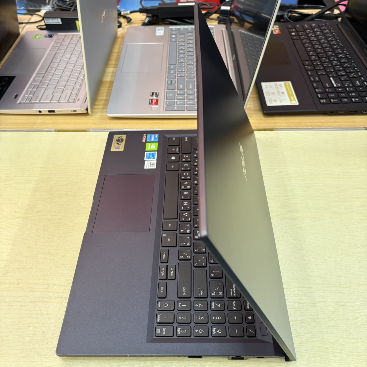 ASUS EXPERTBOOK B1500CEPE-EJ0536 สภาพเครื่อง 90%