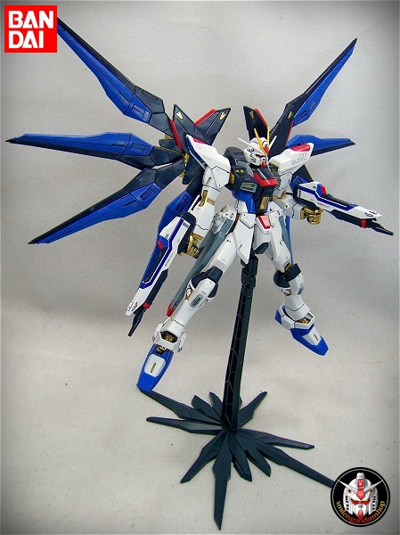 MG 1/100 Strike Freedom Gundam Full Burst Mode[BANDAI]