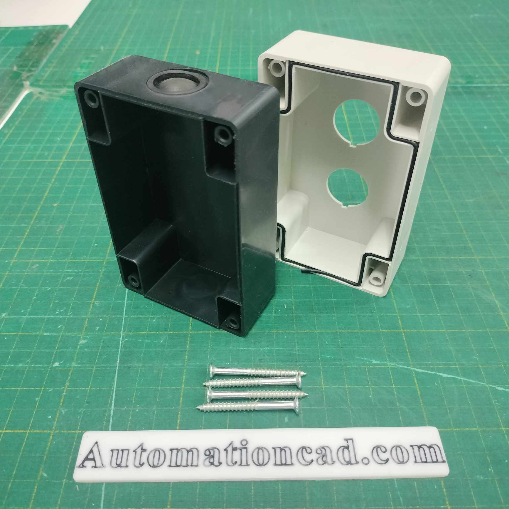 YAOHUI กล่องหลุมกันน้ำสำหรับปุ่ม 1 รู กล่องใส่ปุ่มสวิทช์ รูขนาด 22 mm BX1-22 ขนาด 72x77x65 มิลลิเมตร