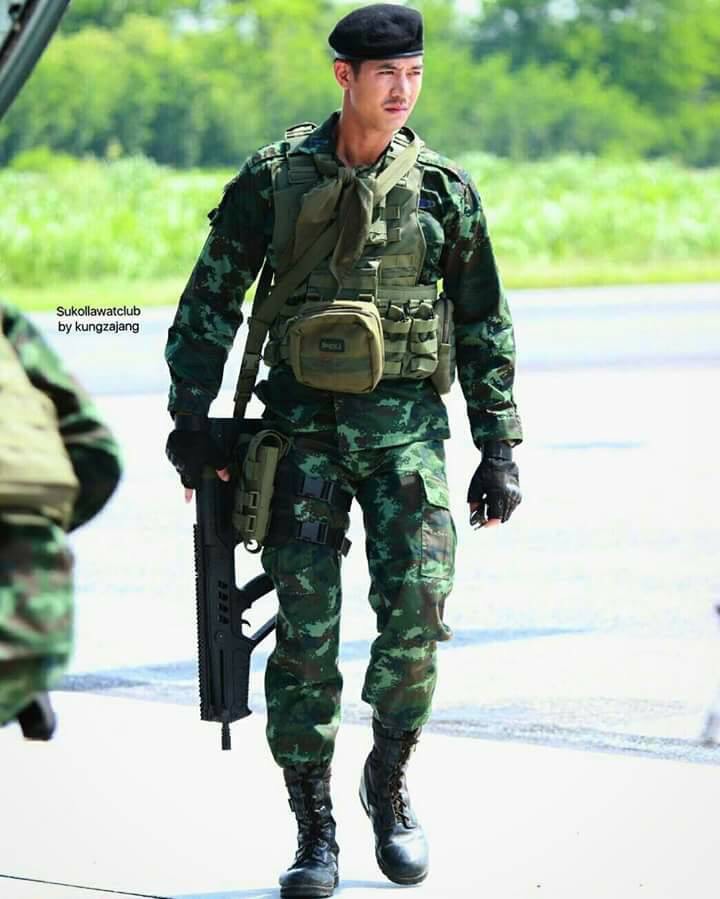 New.New.ซองปืนผ้า Cordura > ใส่ปืนพก ปืนสั้นได้ทุกชนิด >ปรับขนาดได้ >ใช้ติดเสื้อเกราะ หรือใช้ร้อยเข็มขัดได้ >เหมาะกับภารกิจภาคสนาม สีดำ สีเชียว ราคา 850 บาท Ems 100 บาท