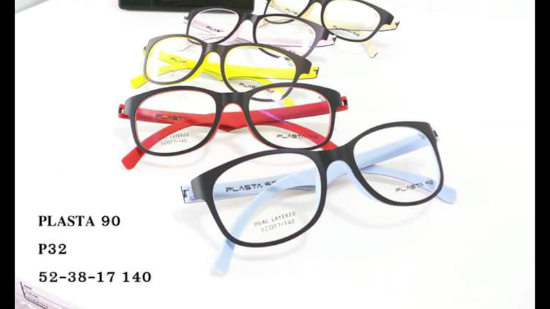 PLASTA P32 โปรโมชั่น กรอบแว่นตาพร้อมเลนส์ HOYA ราคา 2200 บาท