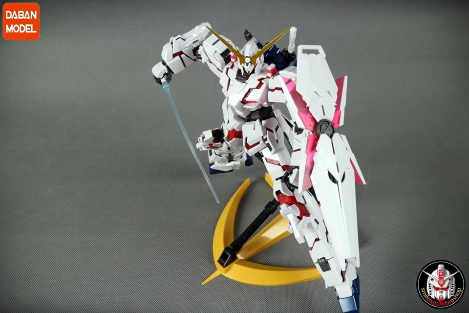 [PO]MG 1/100 RX-0 Unicorn Gundam + MS Cage[6636][DABAN]