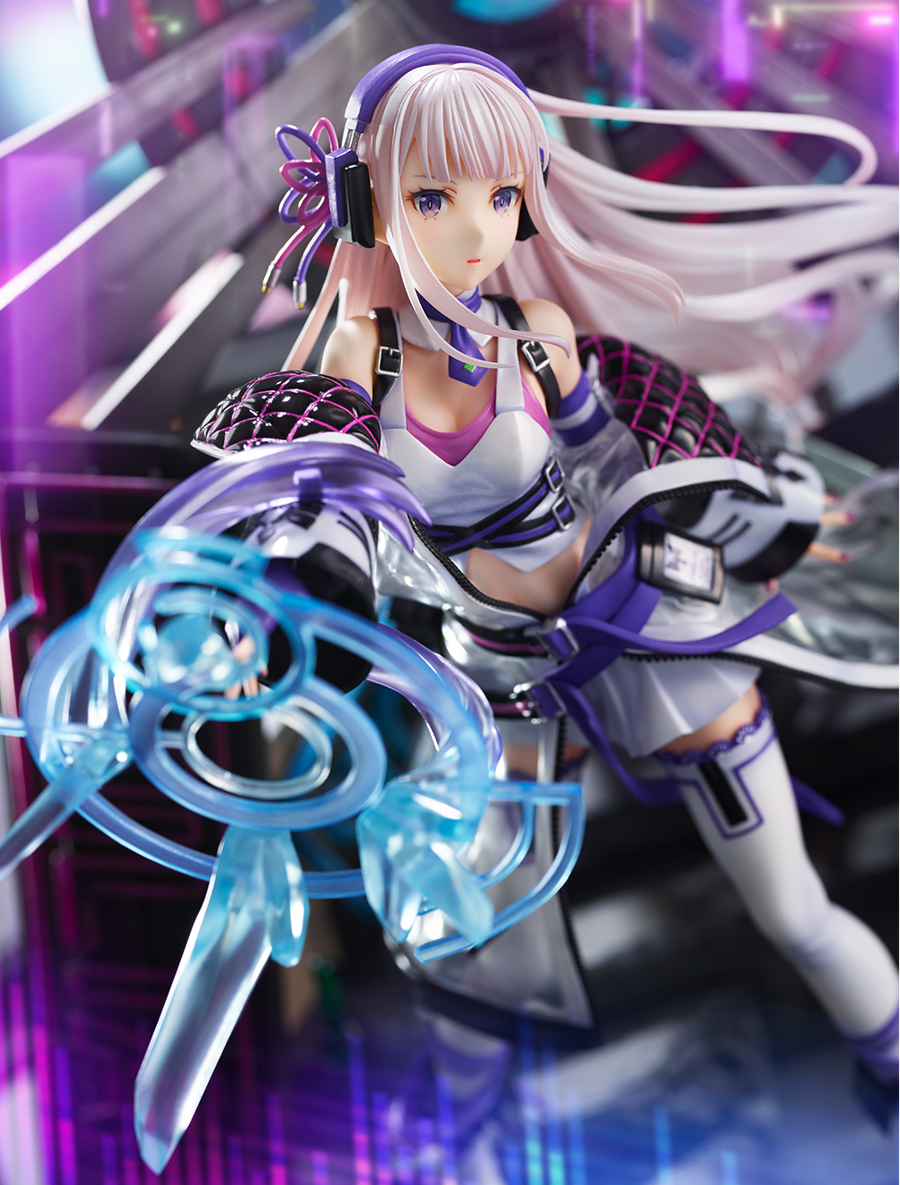 เปิดจอง : Emilia Neon City Ver.