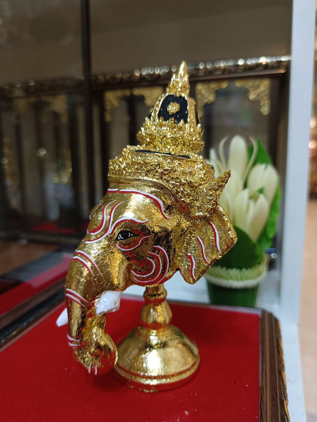 พระพิฆเนศ ขนาดจิ๋ว (ทอง) ตั้งหน้ารถ (พรีเมี่ยม) พร้อมฐานปิดทอง (เรซิ่น)