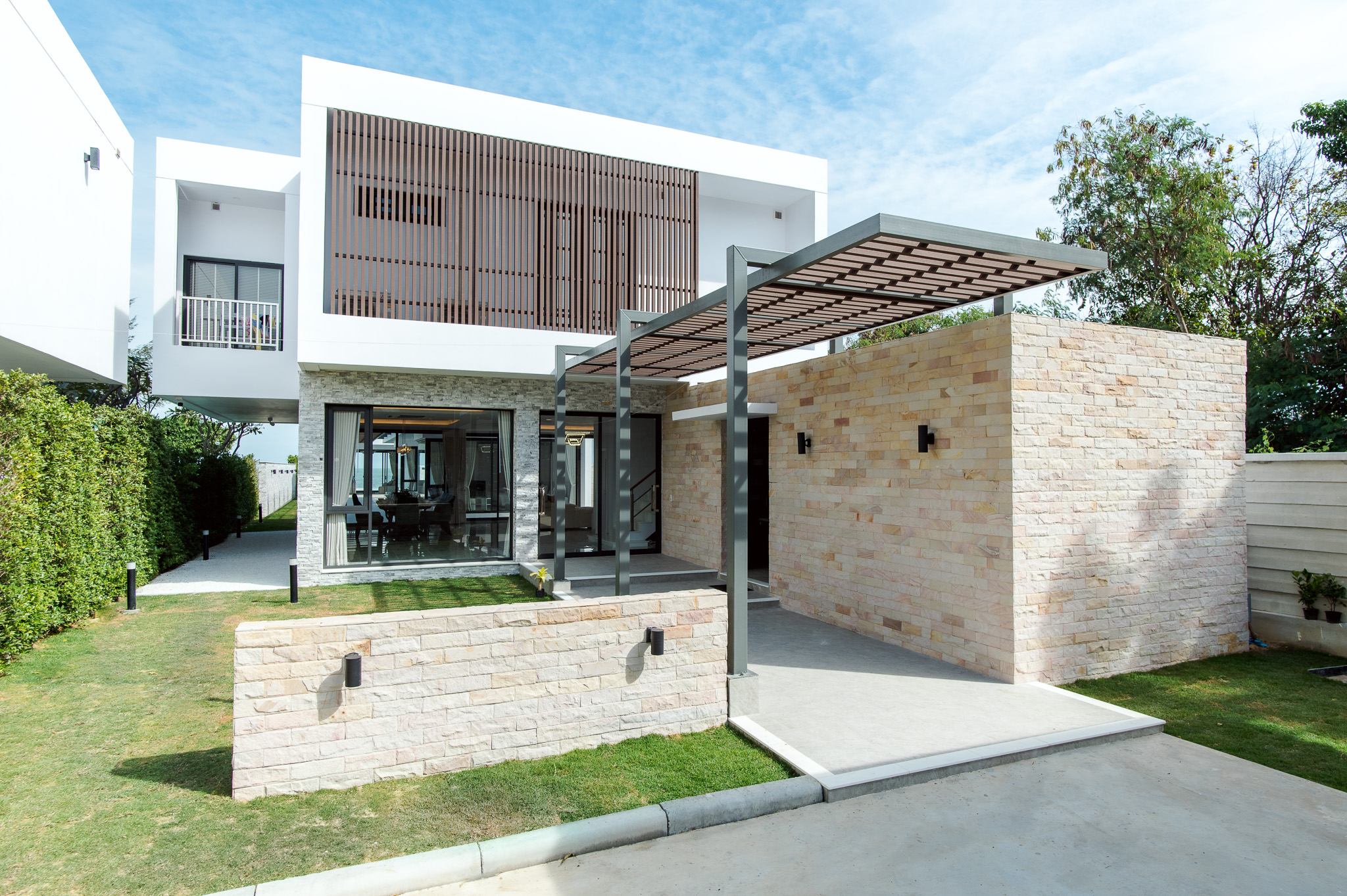 HR15066 บ้านพักติดทะเลหัวหิน The Casa Rocca Beach Villa HuaHin