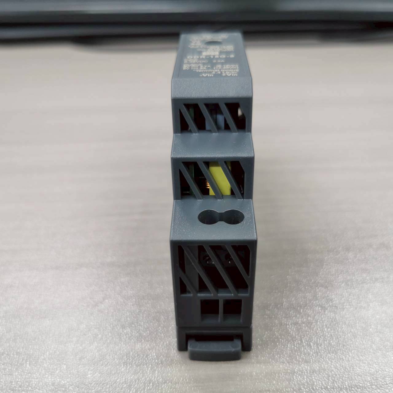 DDR-15G-5 Switching power supply MEANWELL Isolated DC/DC Converters ตัวแปลง DC-DC แปลง 9 –36 VDC เป็น 5 VDC