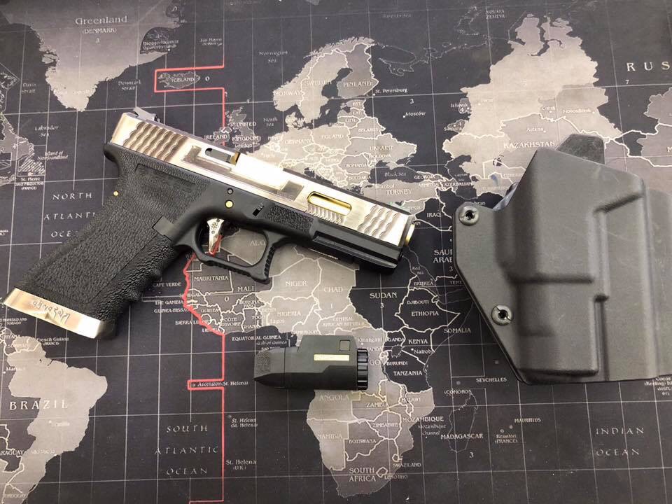 🔥ลูกค้าสามารถดูสินค้าทั้งหมดจาก แอด id Line:@bkkboy88 (ใส่ @ นำหน้าด้วยนะครับ) 🔥 ✅New.สินค้ามาใหม่ ซองปืนใส่ไฟฉาย G17/G19 #TB1327 ผลิตจากวัสดุ Nylon PA66 แข็งแรง สามารถใส่ G17 / G19 ที่ติดไฟฉาย INFORCE ระบบล็อคเข็มขัด Teklok ยึดแน่น