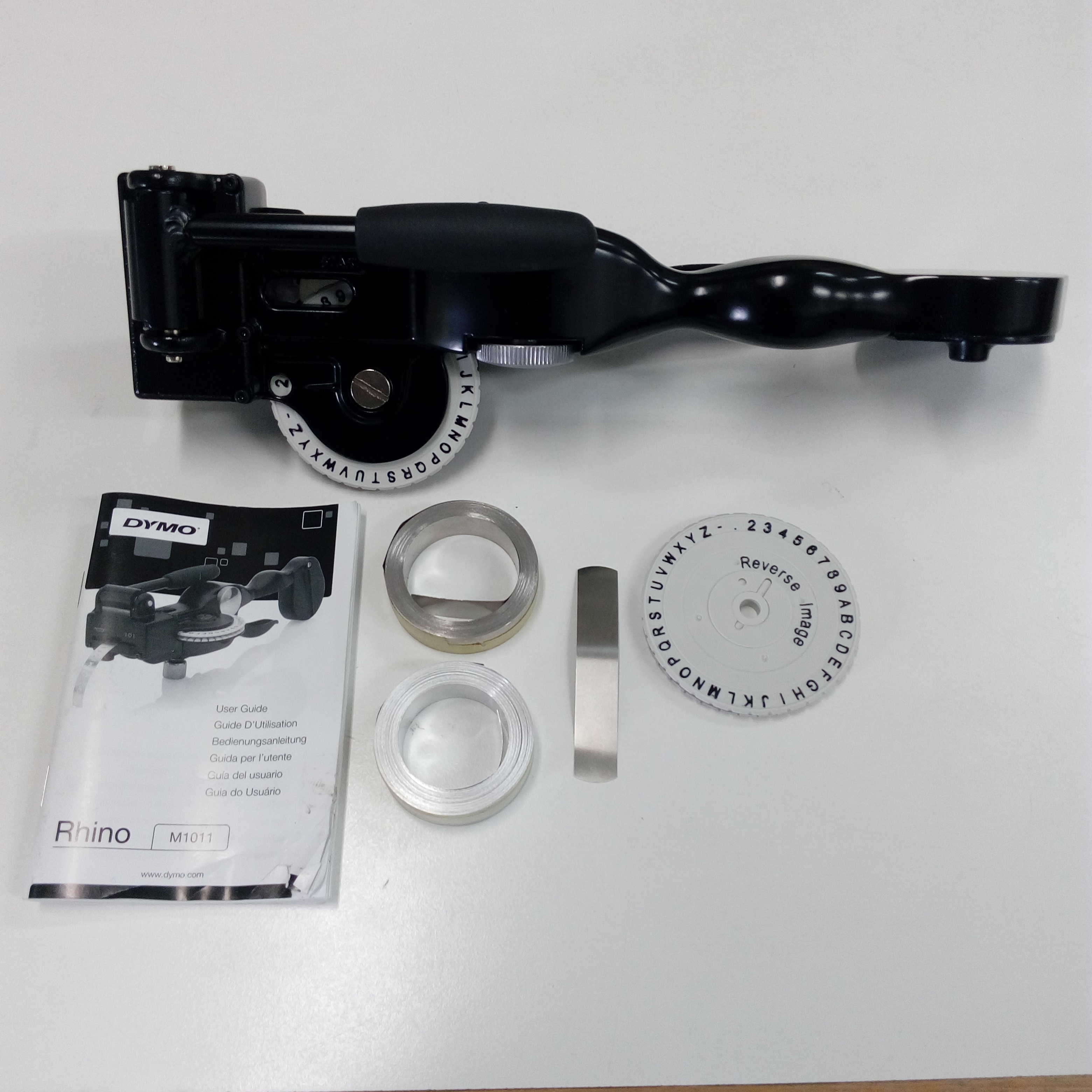 DYMO เครื่องพิมพ์ ป้ายแสตนเลส Stainless TAG EMBOSSER